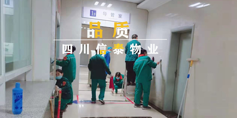 春風(fēng)里，你是纖塵不染的天使